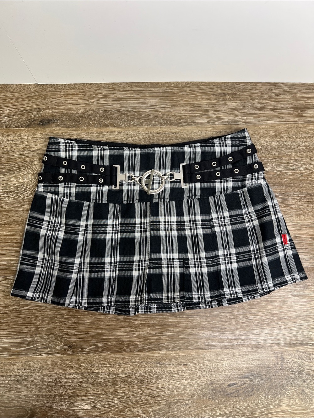 Tripp NYC Black & White Plaid Mini Skirt with O-Ring Belt Size Large